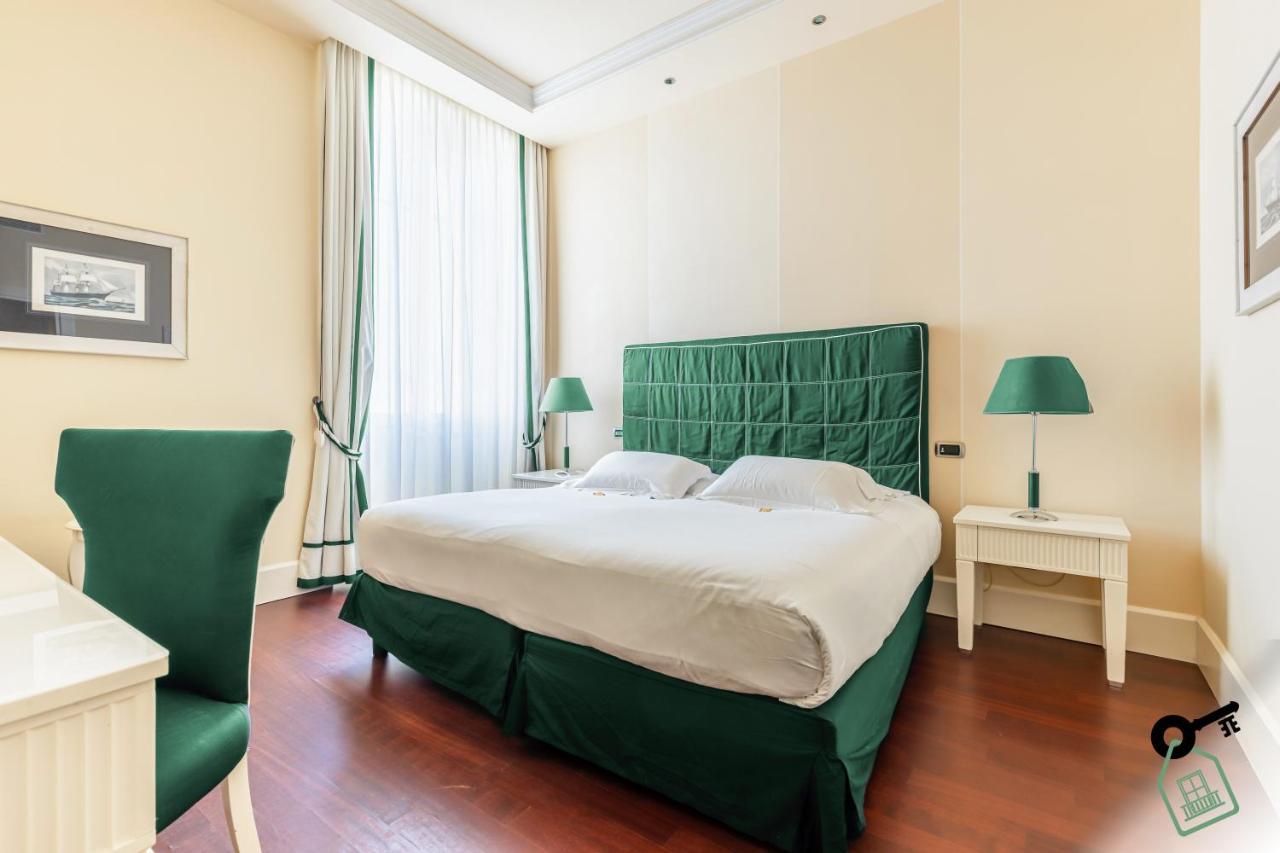 Hotel Rooms Ливорно Экстерьер фото