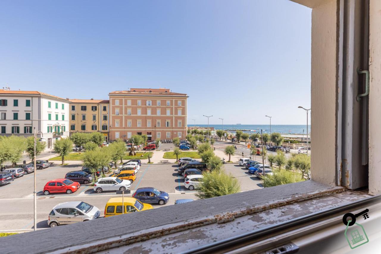 Hotel Rooms Ливорно Экстерьер фото